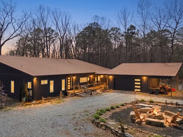 425 Camp Yonah Rd, Clarkesville, GA 30523