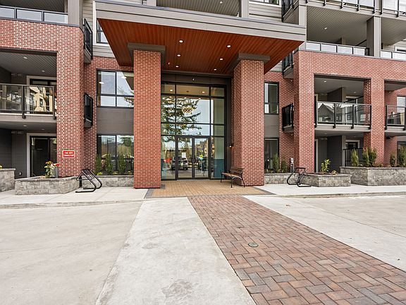 3rd image of 45511 Campus Dr #1198562