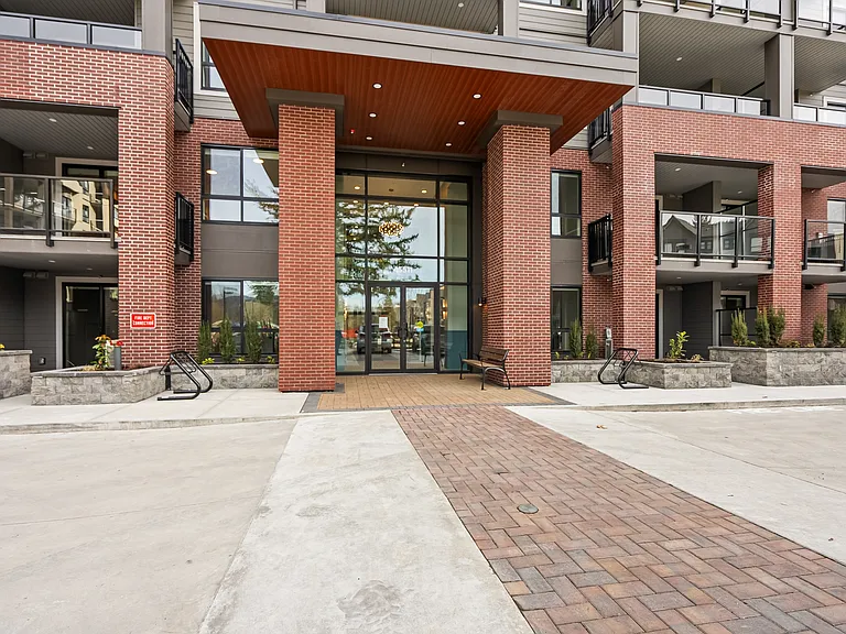 45511 Campus Dr — Photo 3