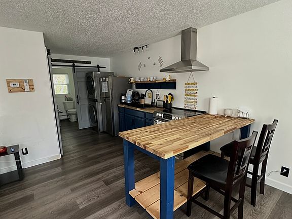5th image of 43 Manning Dr Unit B