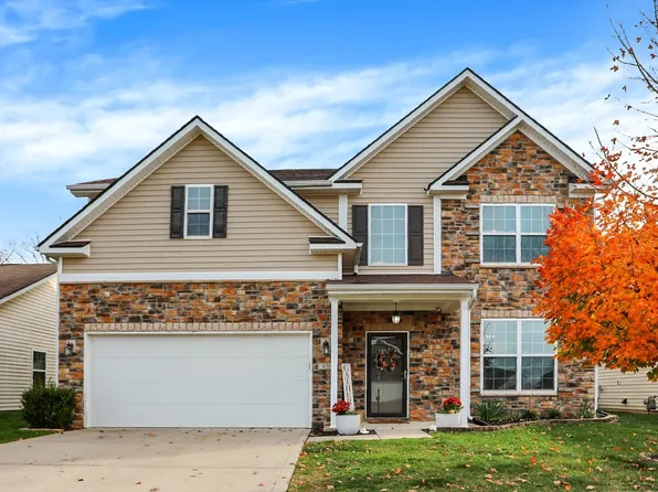 8701 N Deer Crossing Blvd, McCordsville, IN 46055