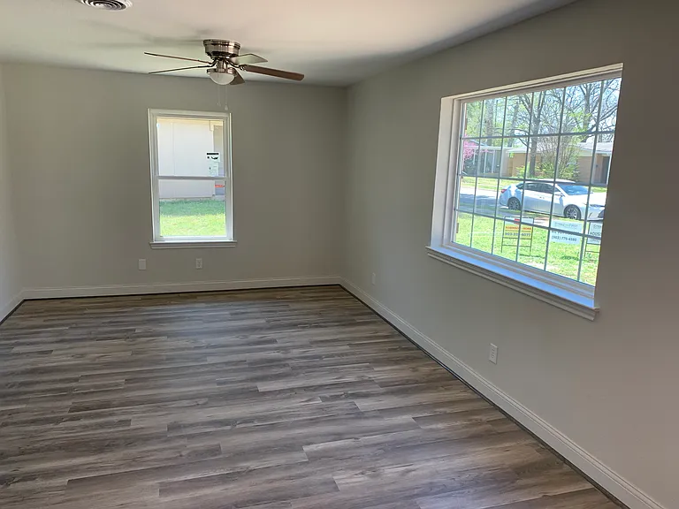920 Leeper Dr — Photo 8
