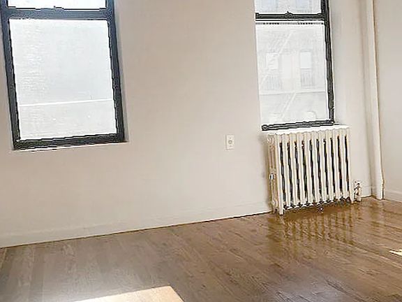 3rd image of 235 E 25th St #17