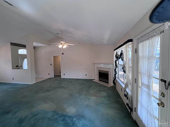 5th image of 2109 Tucson Ave