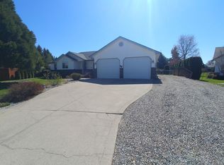 8070 N Summerfield Loop, Hayden Lake, ID 83835