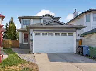 47 NW Mount Apex Cres SE, Calgary, AB T2Z2V3