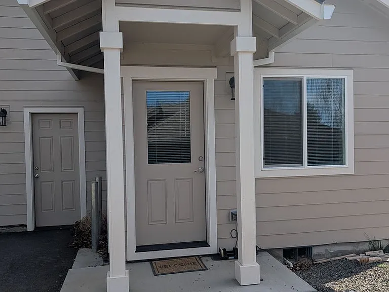 9348 Greenbriar Dr — Photo 1