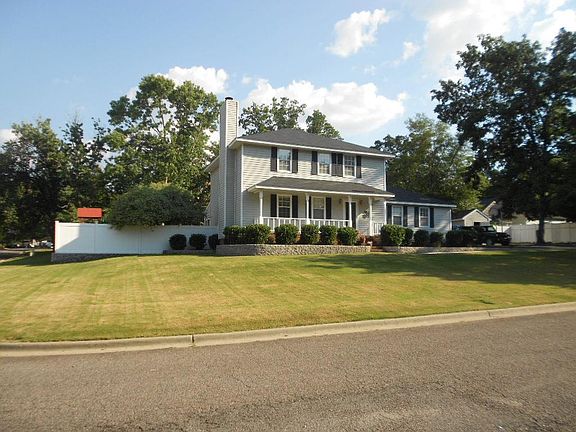 2nd image of 4766 Maple Creek Ct