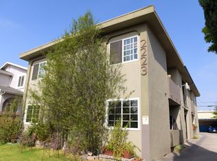 2223 Hauser Blvd, Los Angeles, CA 90016