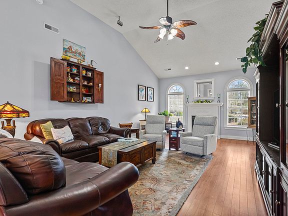 5th image of 4017 Atalaya Pl.