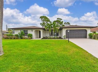 2413 SE Wishbone Rd, Pt Saint Lucie, FL 34953