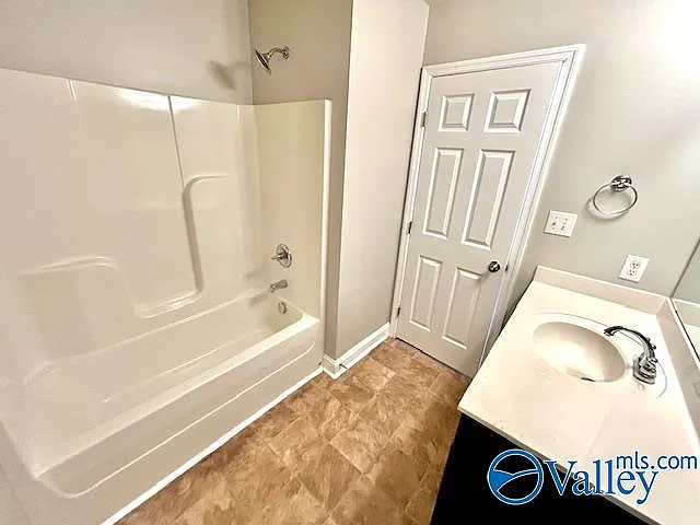 1089 Burwell Rd #F1 — Photo 19