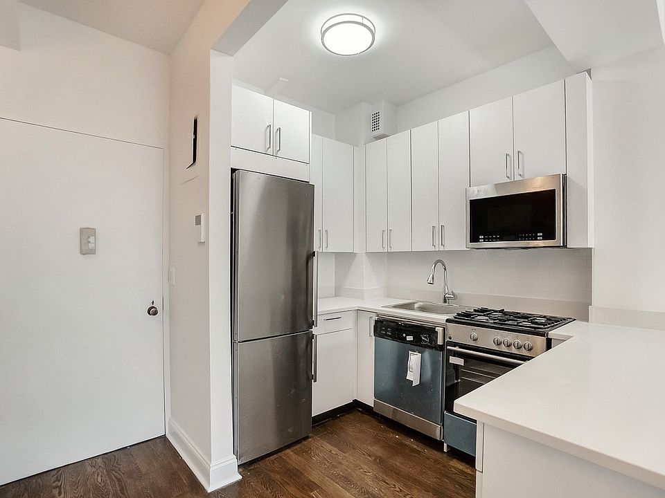 1st image of 235 W 22nd St APT 7J