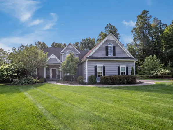 15 Aspenwood, Avon, CT 06001