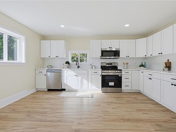 2nd image of 85 Cedar Ave