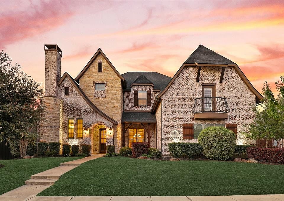 1st image of 4222 Forest Park Ln