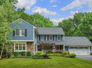 11 E Ash St, Basking Ridge, NJ 07920