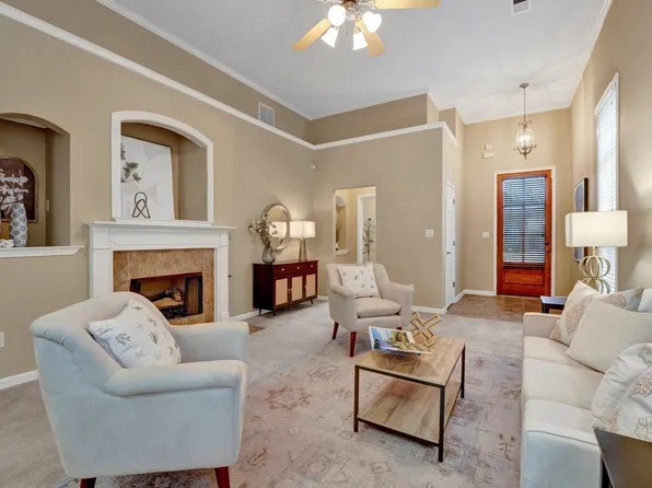 9935 Chivas Dr, Cordova, TN 38016
