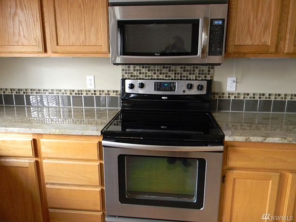 5th image of 10530 SE 250th Pl Unit J102