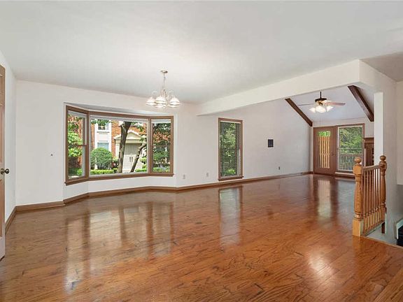 5th image of 317 Morristown Ct
