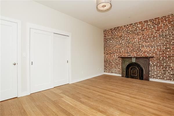 1st image of 440 Macdonough St APT 1