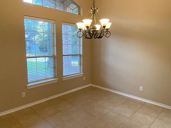 4th image of 3 Honor Oaks Ct