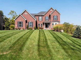 1050 Redbird Rd, Loveland, OH 45140