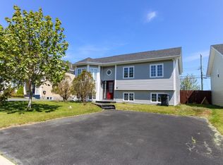 16 Tyrell Dr, Paradise, NL A1L3Y8