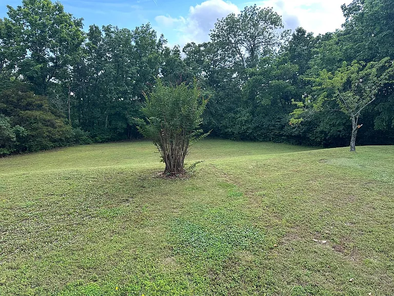 460 W Ravenswood Ln — Photo 31