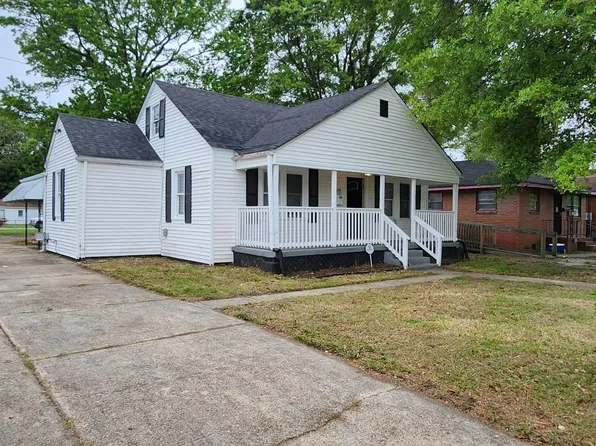 2214 Peach St, Portsmouth, VA 23704