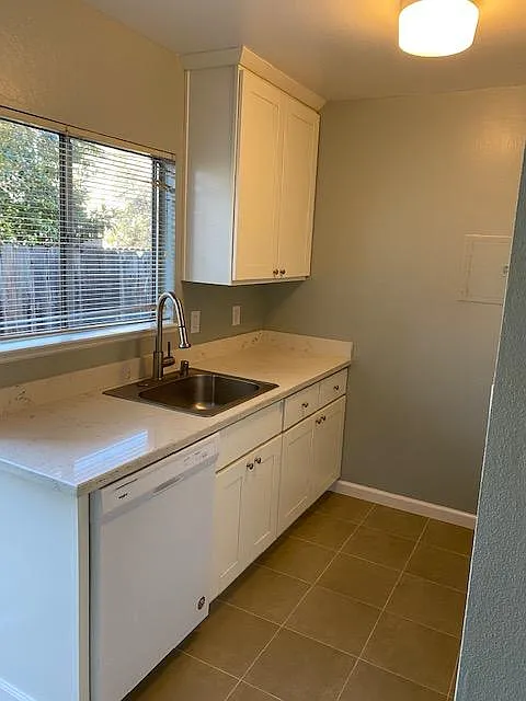Kitchen_1