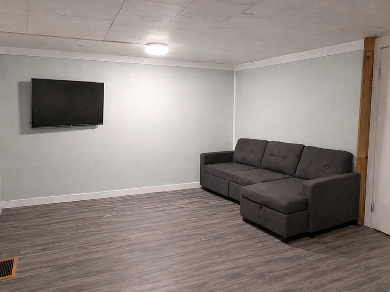 66 Riverside Dr #3 — Photo 2