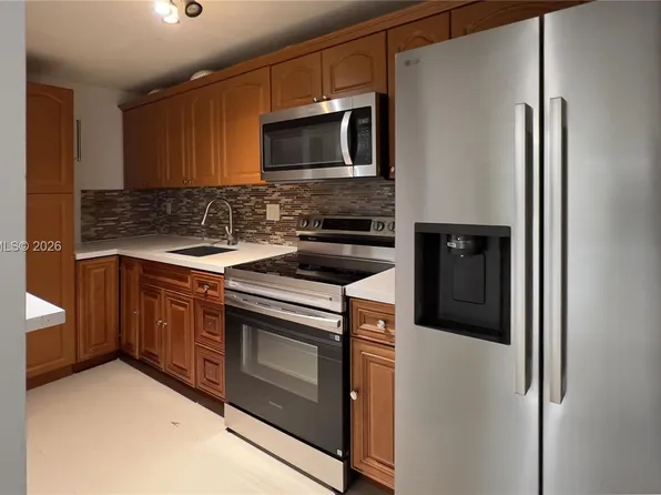 4360 NW 79th Ave APT 1F, Doral, FL 33166