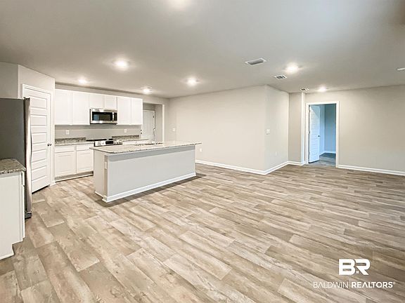 2nd image of 23147 Shadowridge Dr