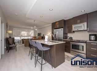 1730 5a St NW #105, Calgary, AB T2S2E9