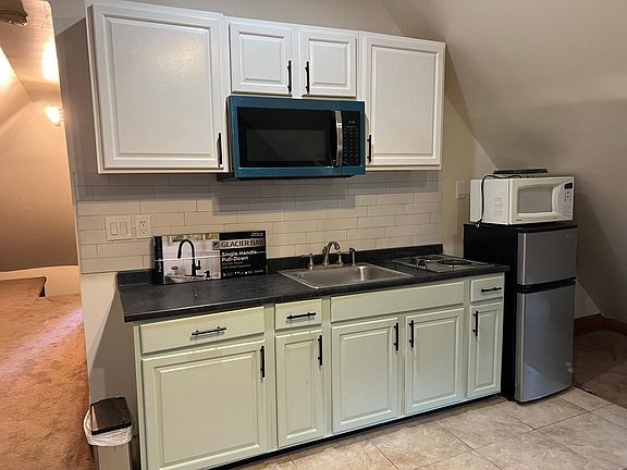 3rd image of 257 Bement Ave #3