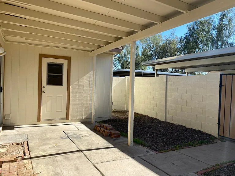 2231 W Fremont Dr — Photo 8