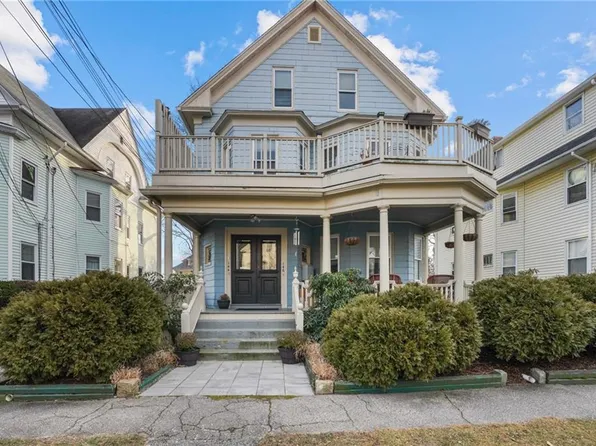 144 Wentworth Ave, Cranston, RI 02905