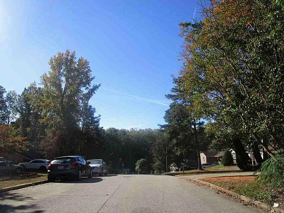 5th image of 7605 Old South Ln