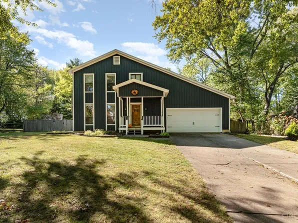 4047 Cedarwood Ln, Cincinnati, OH 45245