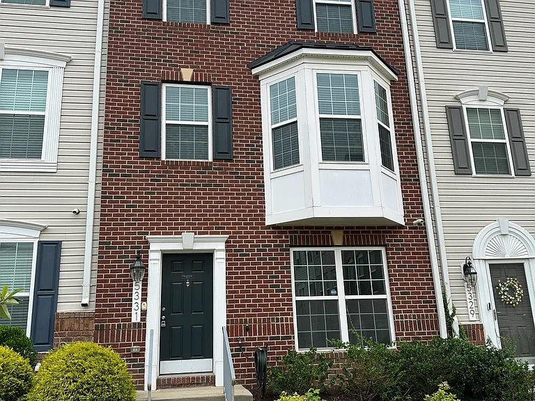 5331 Greenwich Cir — Photo 3