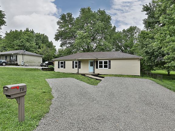 2nd image of 711 Aqua Shores Dr