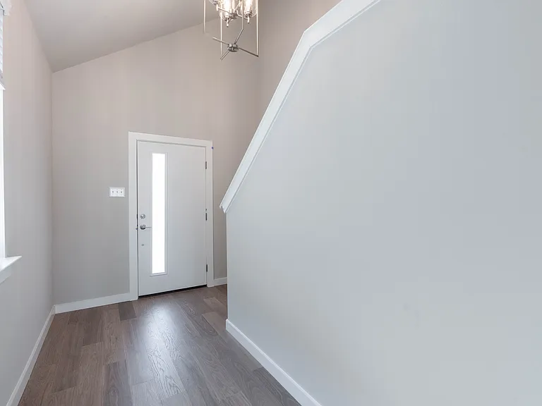 712 Melody Hill Dr — Photo 9