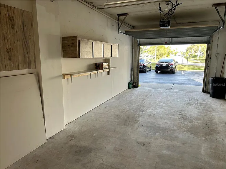 12500 Capri Cir N #401 — Photo 52