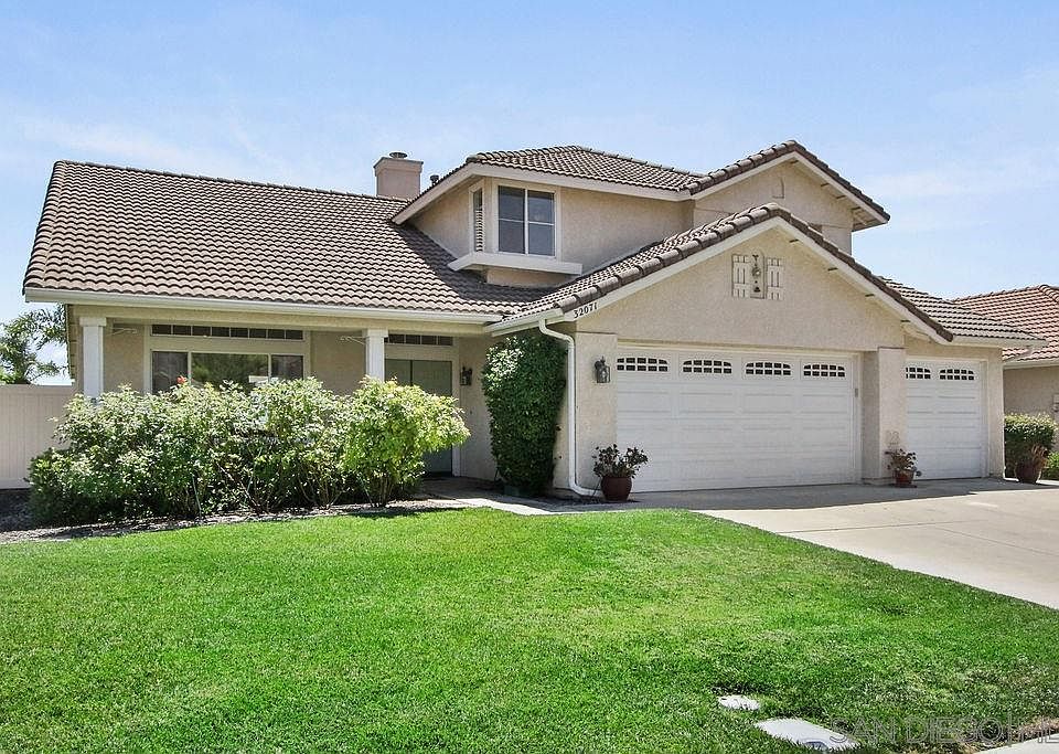 1st image of 32071 Camino Nunez