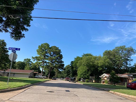 5th image of 610 Lombardy Ln
