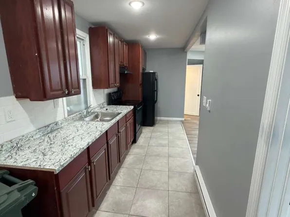 10 Grove Ter, Irvington, NJ 07111