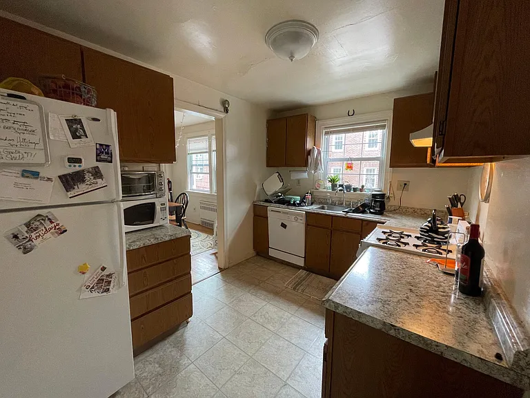 5829 Elwood St — Photo 8