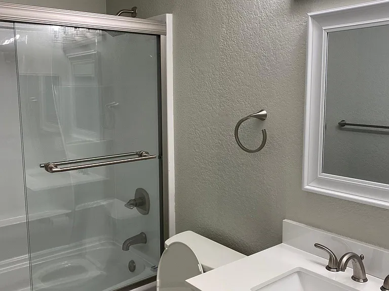 340 SE Donnelly Ln — Photo 14