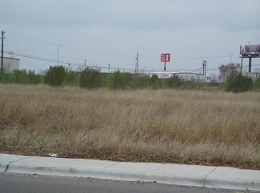 1st image of 1713 Cliff Maus Dr